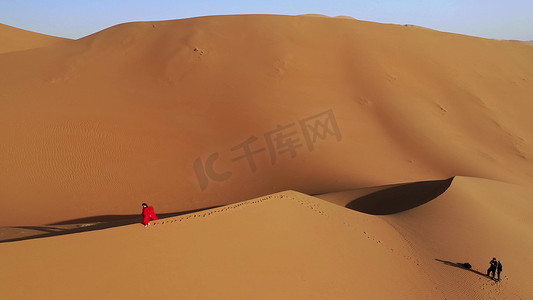 航拍内蒙古沙漠壮观探险