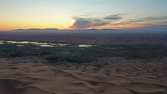 跟拍摄影照片_航拍内蒙古沙漠广袤风光
