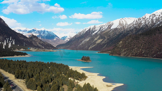 西藏旅游风光然乌湖雪山航拍素材