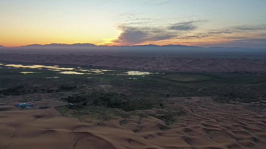 跟拍摄影照片_内蒙古沙漠航拍自然壮丽风光