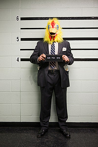 警察局室内摄影照片_鸡头商人的照片