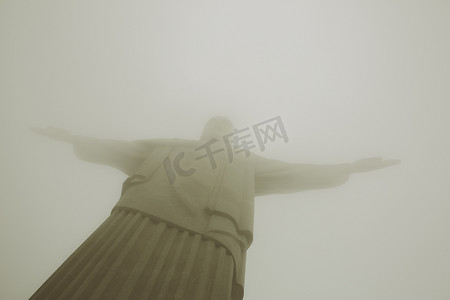 巴西里约热内卢科尔科瓦多雾中的救世主基督雕像