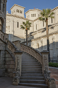 摩纳哥蒙特卡洛宫殿建筑的大楼梯
