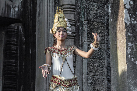 柬埔寨吴哥洞巴永寺的女阿帕萨拉舞者