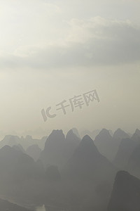 桂林石灰岩山峰中国