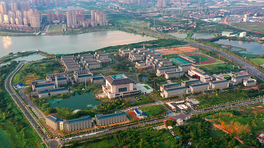武汉城市建筑武汉学院开学季实拍
