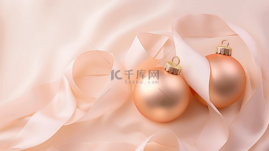 粉色圣诞节丝绸上的装饰小球