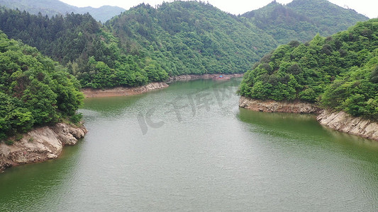 健康绿色城市摄影照片_安徽六安舒城大别山生态健康绿色人文美景15