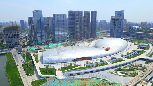 大气航拍杭州城市地标建筑奥体中心游泳馆一角