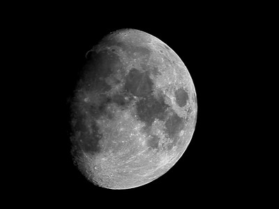 月亮星空宇宙摄影照片_天空月球特写图片