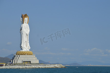 菩萨摄影照片_海南三亚南山寺的海上观音雕像观音菩萨高清图片
