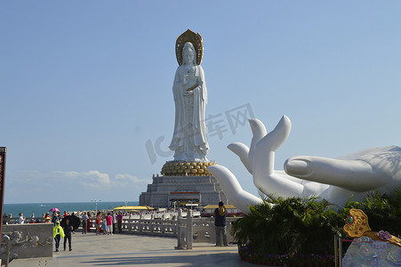海南三亚南山寺的海上观音雕像摄影照片