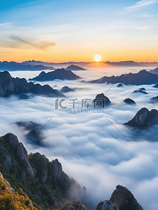 日出云海背景图片_雄伟的山脉笼罩在薄雾中3图片