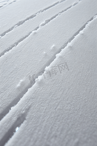 24摄影照片_天厚厚的白色雪地图片24