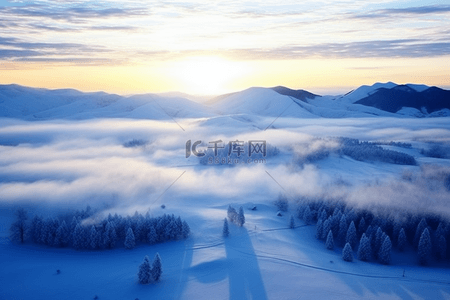 冬天日出雪景摄影图唯美背景