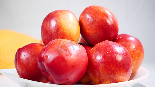 夏季水果桃子油桃摆盘摆拍水果