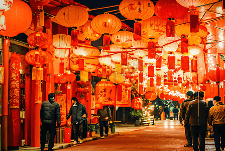 春节街道上挂着红灯笼摄影图片9