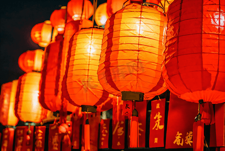 春节街道上挂着红灯笼摄影照片5