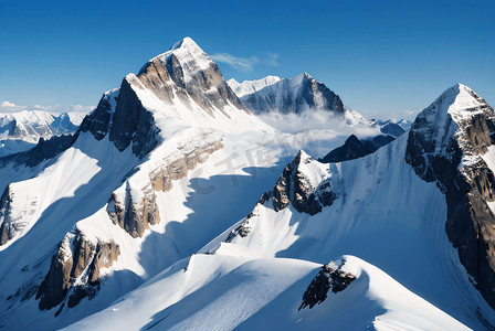 雪山山脉山峰摄影图