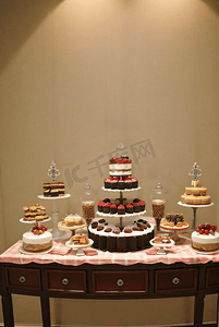 婚礼婚庆宴会典礼甜品桌摄影图5