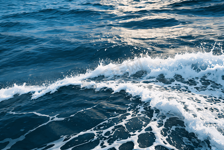 蓝色大海海浪摄影照片_蓝色大海浪花高清摄影图4