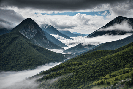 云雾缭绕的山脉摄影配图4