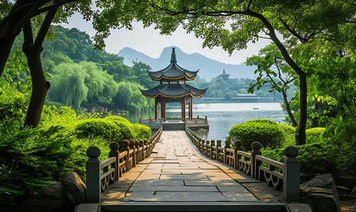 夏天森林西湖宝塔花园