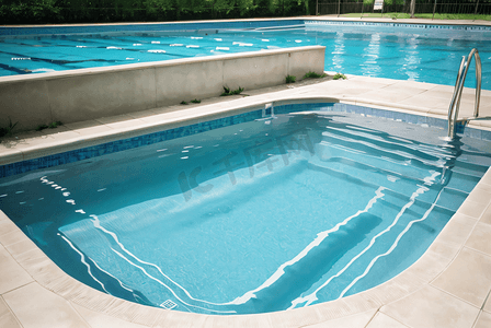 夏季蓝色游泳池摄影照片2