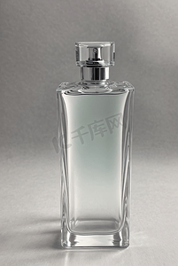 透明玻璃香水瓶子摄影照片4