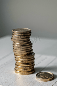 理财金融硬币摄影配图6