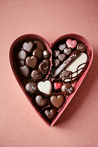 巧克力情人节礼盒摄影图0