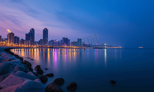 青岛现代城市风景海岸线