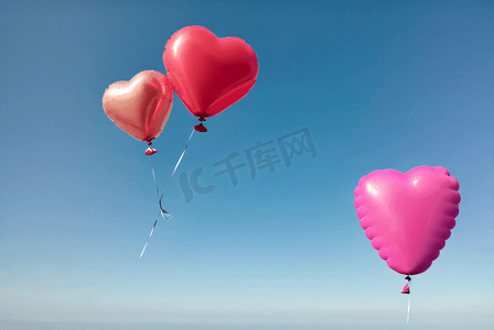 爱心形状气球摄影配图9