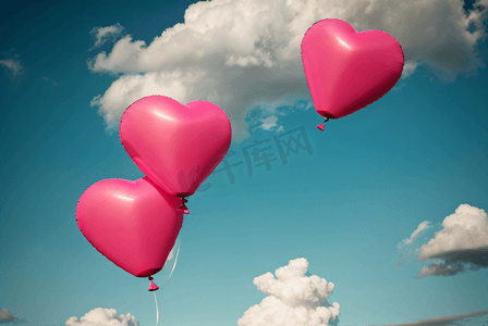 爱心气球气球摄影照片_爱心形状气球摄影图6