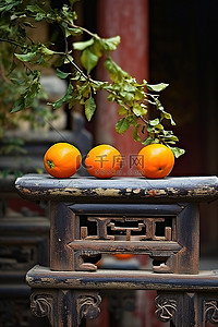 杆树背景图片_戈隆佛寺的橙树和木门