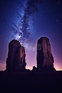 星星光芒背景图片_星夜下的两块小石头，闪烁着乳白色的光芒