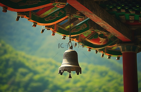 杭州云门背景图片_寺庙屋顶上挂着一口钟