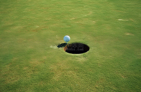 西湖十景国画背景图片_如何将十英尺高尔夫球杆洞推入果岭