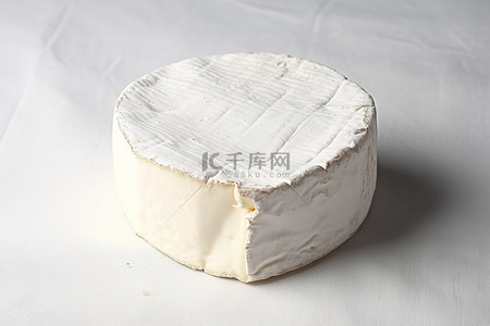 白色形状的白色奶酪的照片
