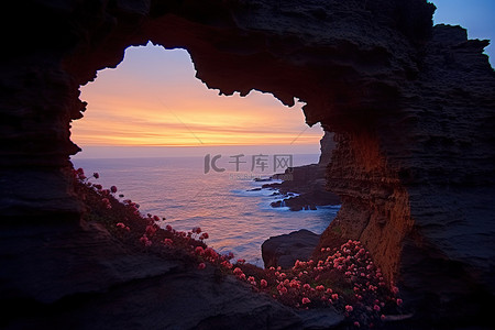 海纳云平台背景图片_纳扎尔日落时的玫瑰之心
