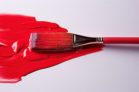红色油漆刷与红色液体
