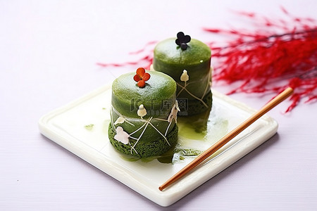 使用红章鱼的简单日式绿海藻蛋糕