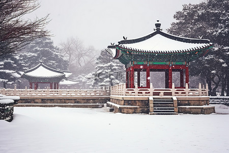 旅游雪景背景图片_被雪覆盖的宝塔的雪景图像