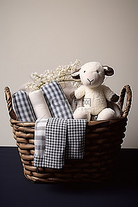 注射套装背景图片_婴儿床上用品套装白色黄麻篮，上面有一只灰羊