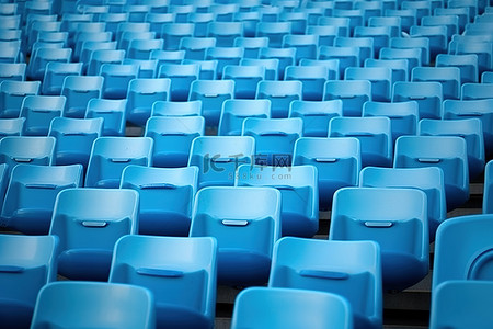 巨大的体育场有一排排蓝色塑料座椅