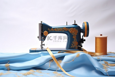 缝纫机和带蓝色缝纫带的线