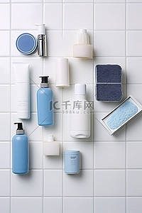 白色瓷砖背景图片_白色瓷砖墙上挂着一系列沐浴产品