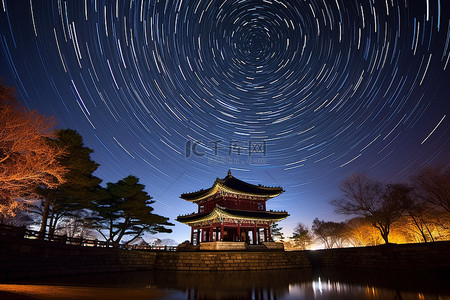 天安门实景背景图片_韩国高岩红木宫，天空中的星轨