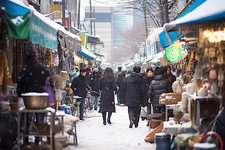 韩国首尔郊区大邱市场拥挤的街道