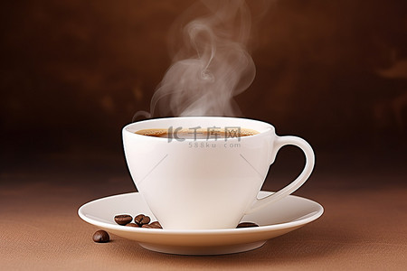 蒸汽背景图片_棕色背景中带有蒸汽的一杯白咖啡